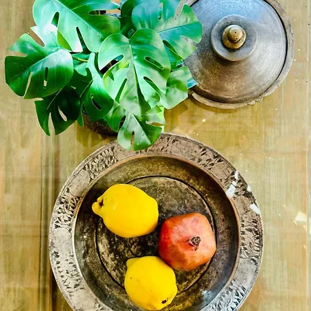 Balat Three-story Restored Ottoman House Hébergement de vacances