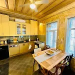 펜션 Balat Three-story Restored Ottoman House *