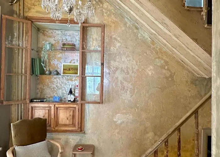 Balat Three-story Restored Ottoman House Стамбул